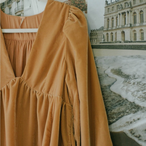 Free People Estella Velvet Mini Dress NWOT - Picture 3 of 5